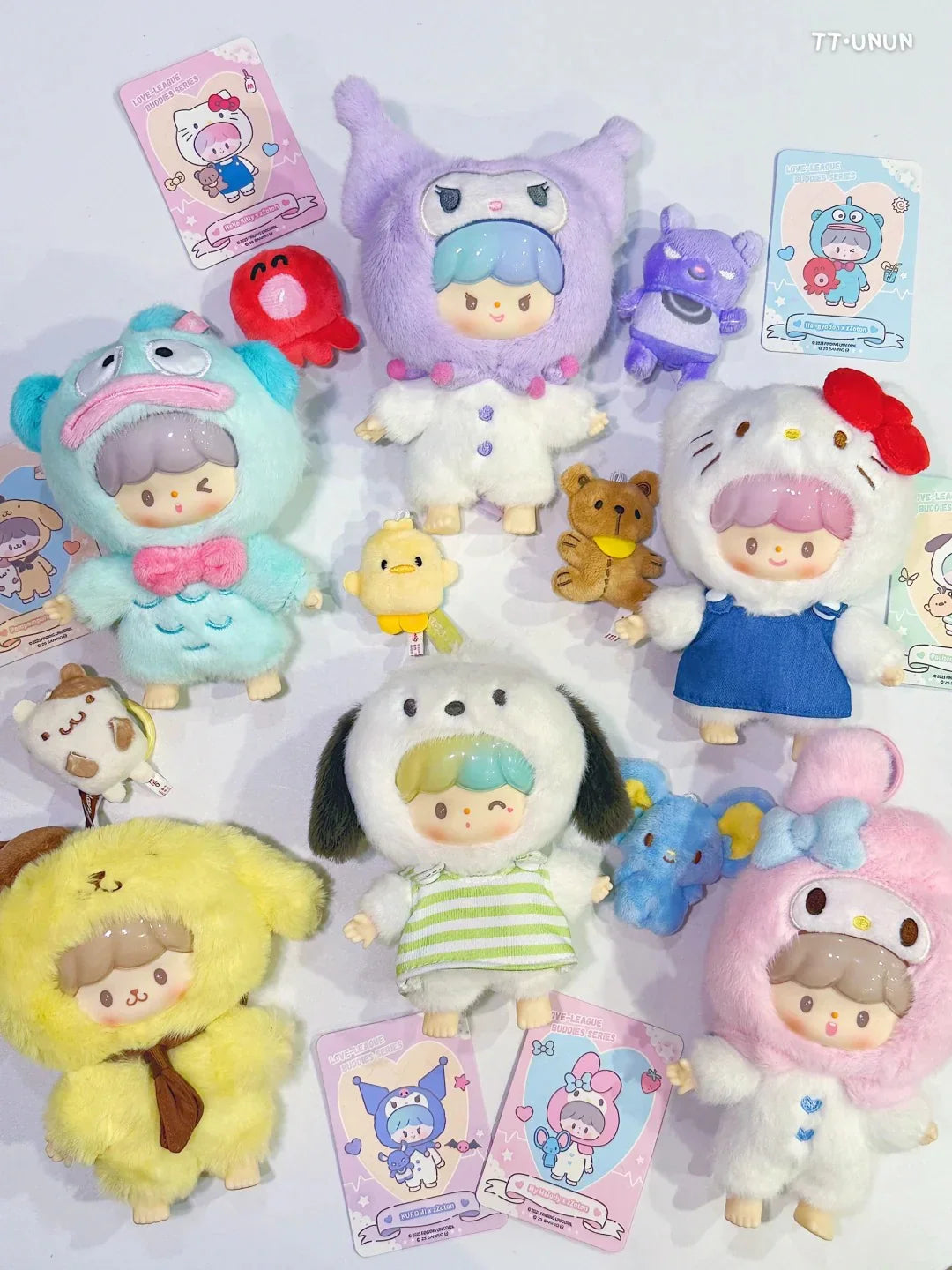 Zzoton x Sanrio Plush Charm Blind Box
