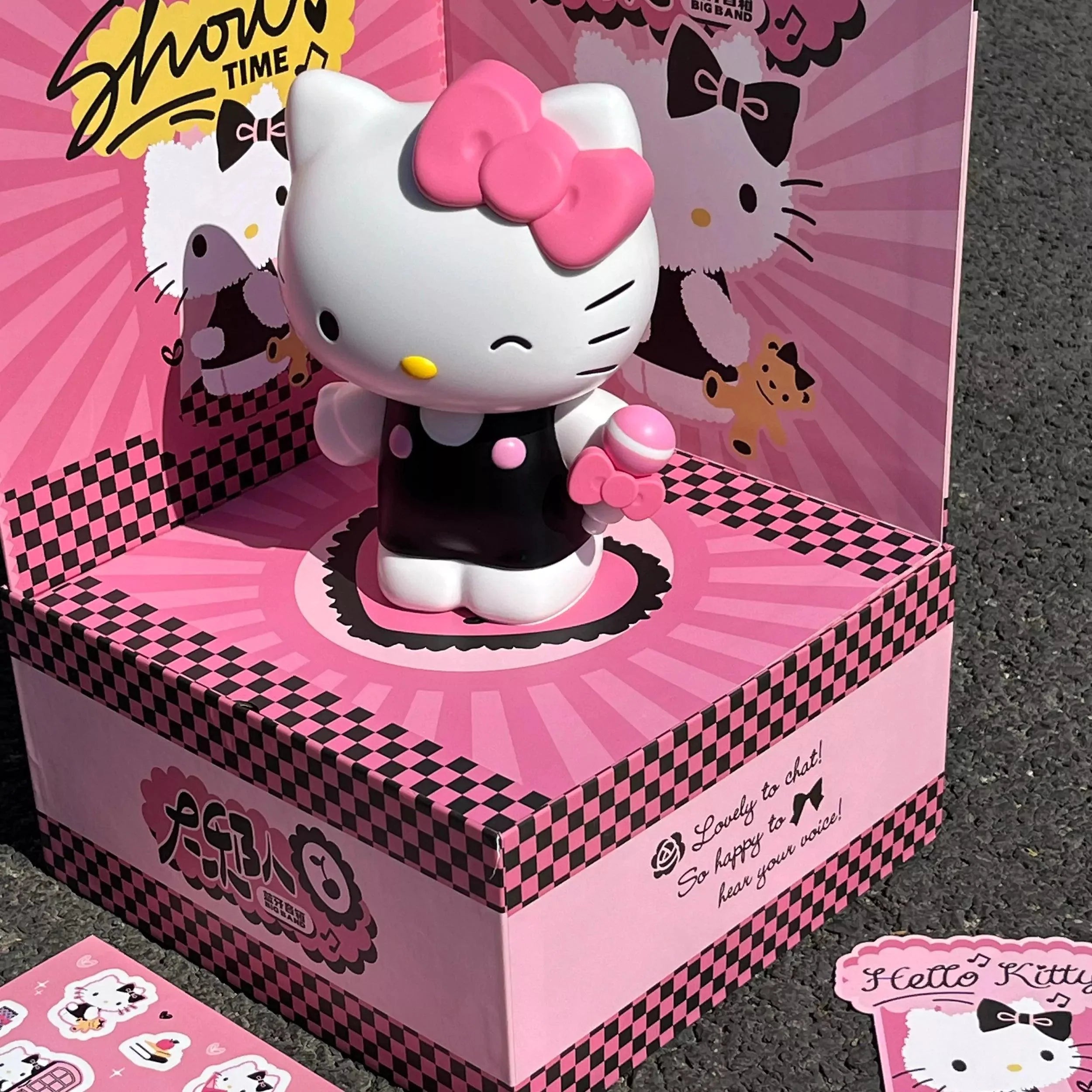 Hello Kitty Bluetooth Speaker Gift Set