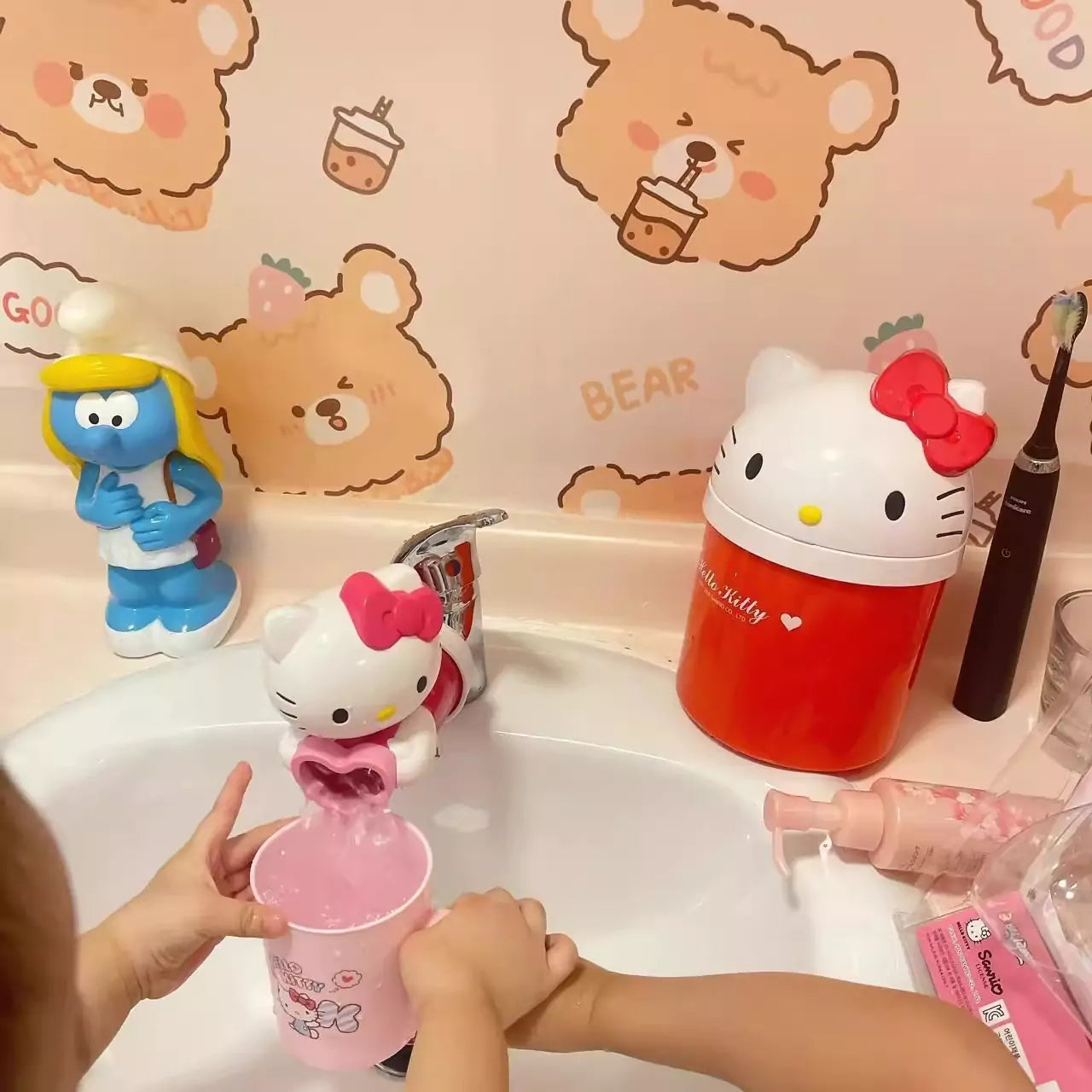 Hello Kitty Pink Heart Faucet Extender
