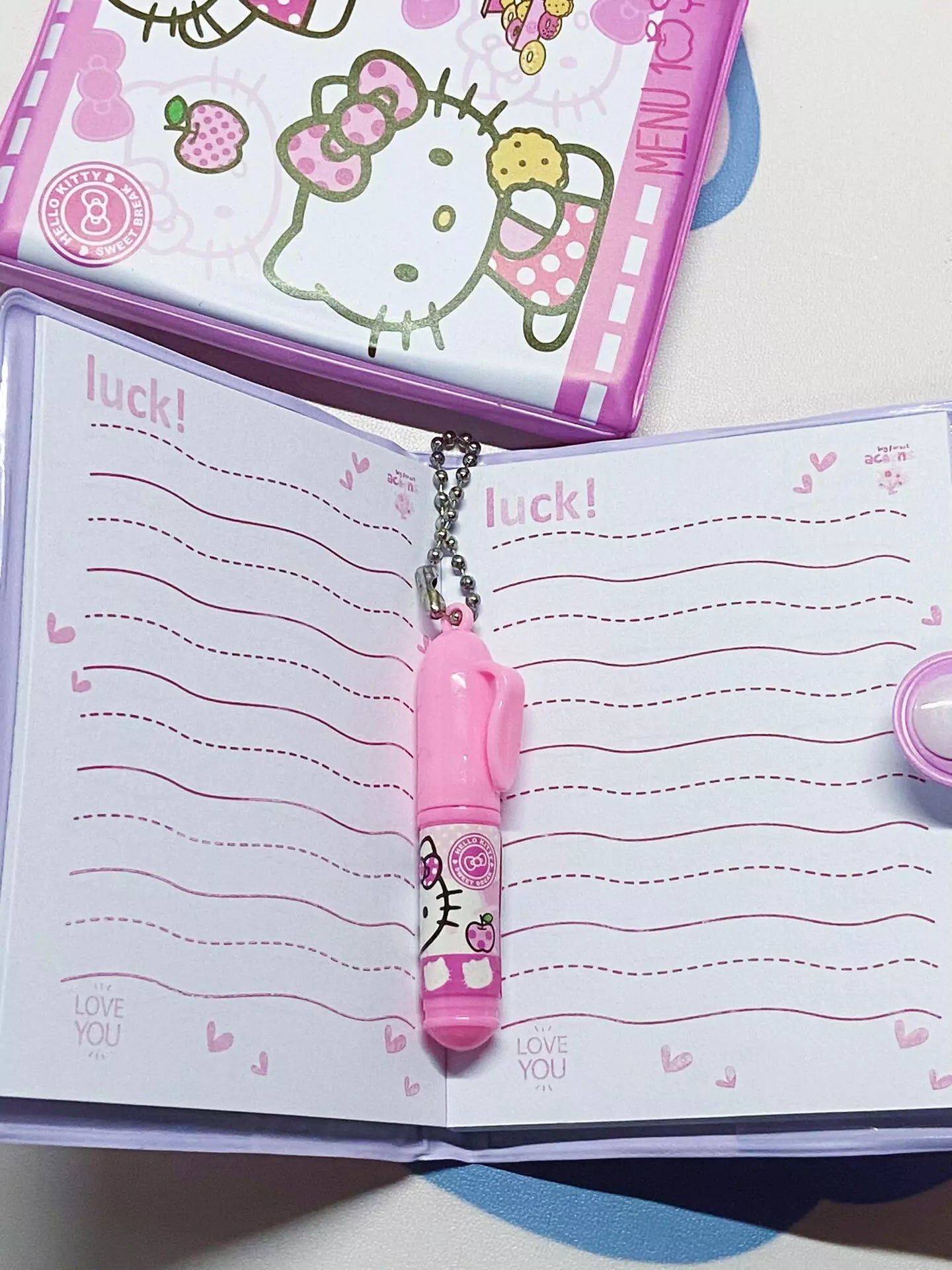 Hello Kitty Pocket Notebook & Pen Set