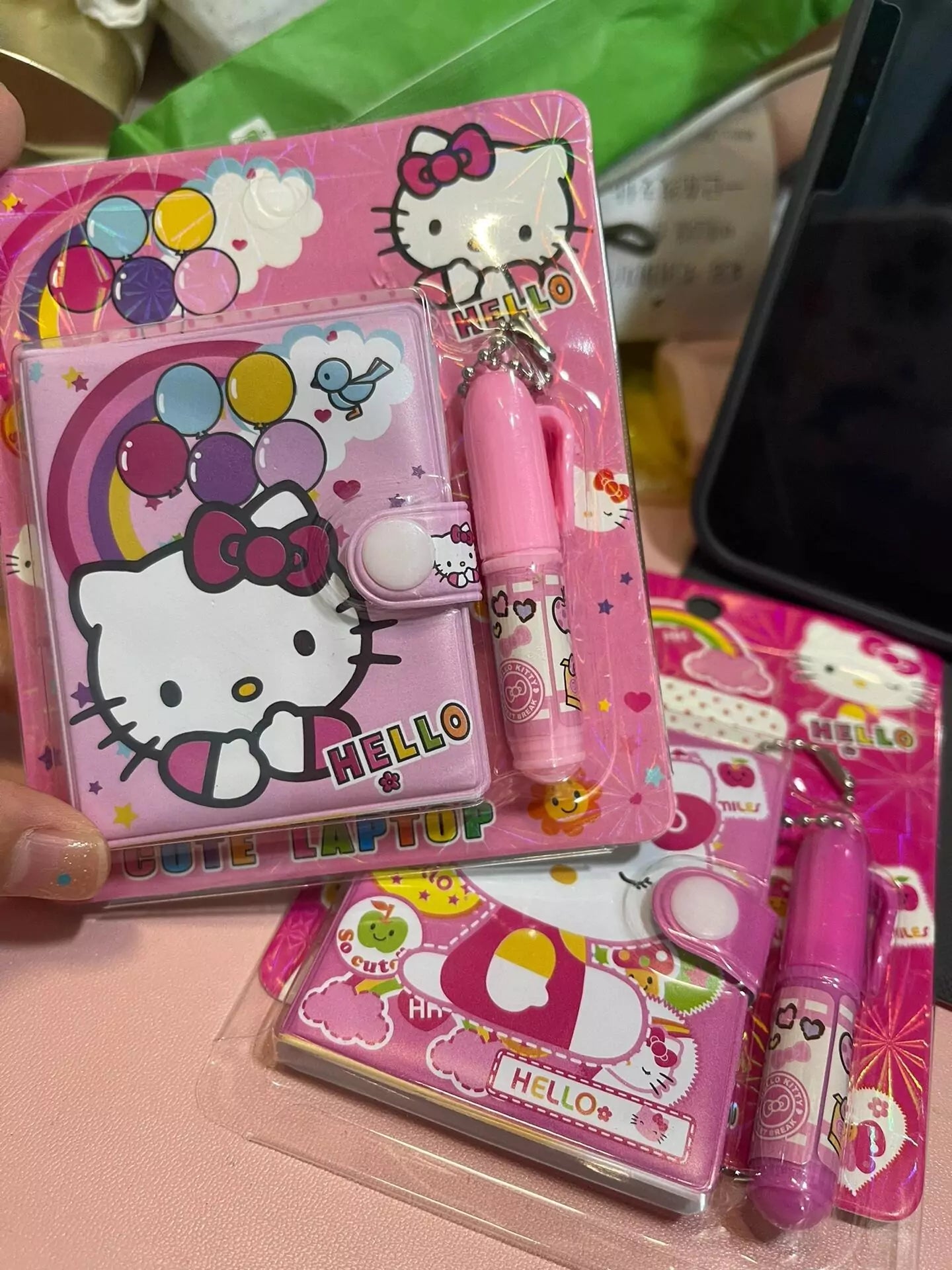 Hello Kitty Pocket Notebook & Pen Set