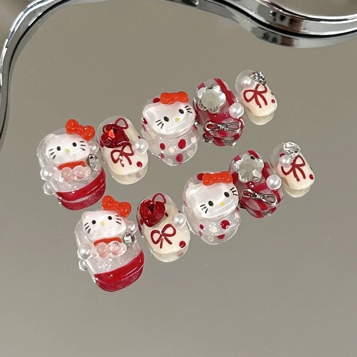 Hello Kitty Bow & Polka Charm Press On Nails