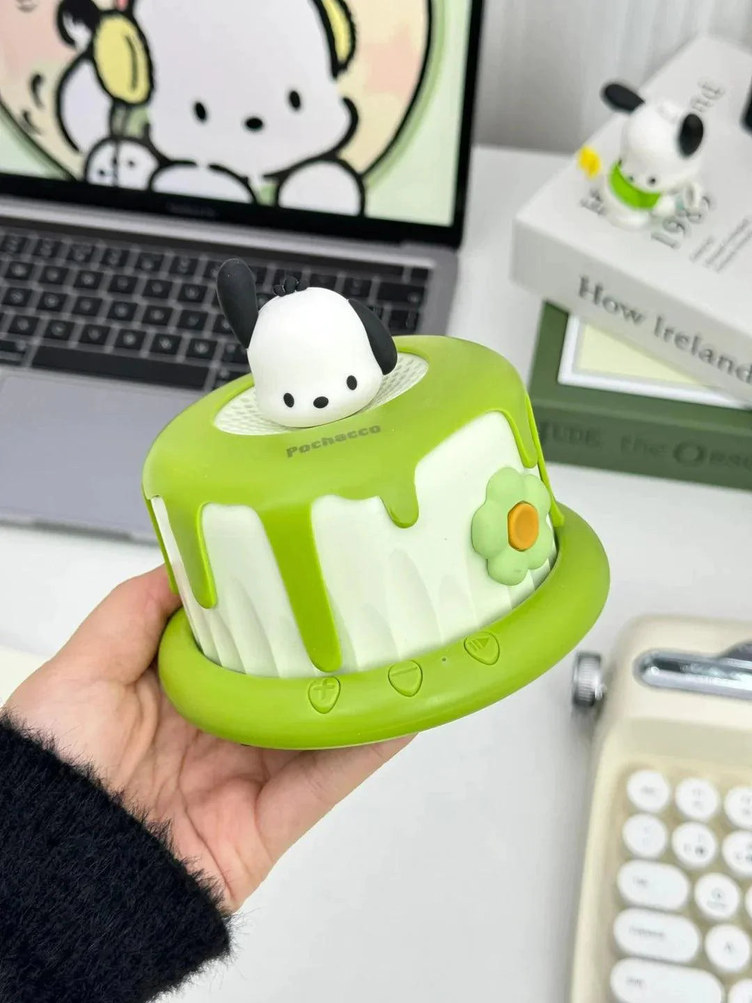 Sanrio Sweet Cake Bluetooth Speaker